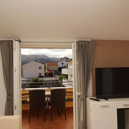 In Mit Eigenem Balkon * Baska (Krk)