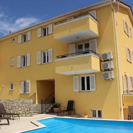 In Mit Eigenem Balkon Apartment Baska (Krk)